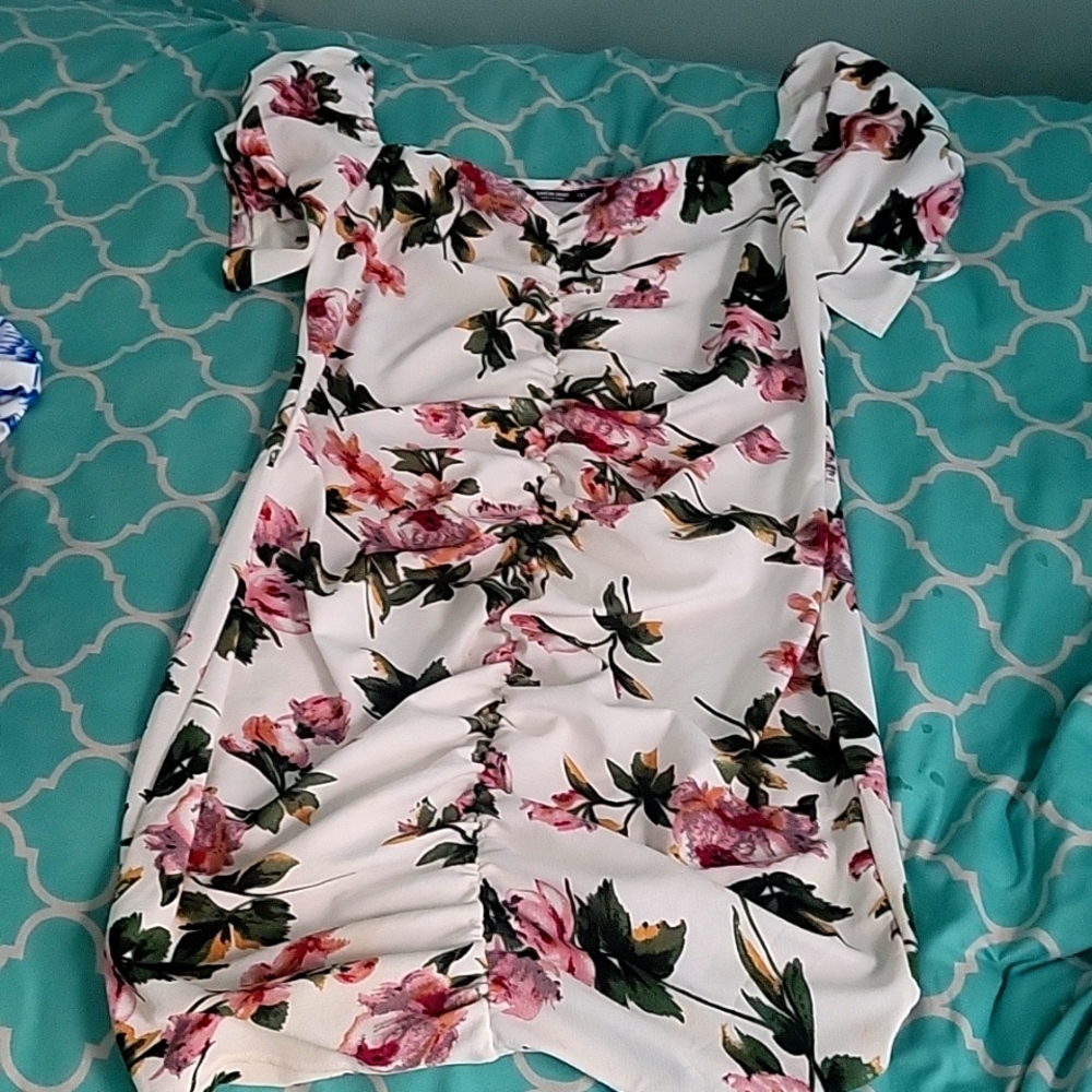 Flattering Stretchy Floral Dress